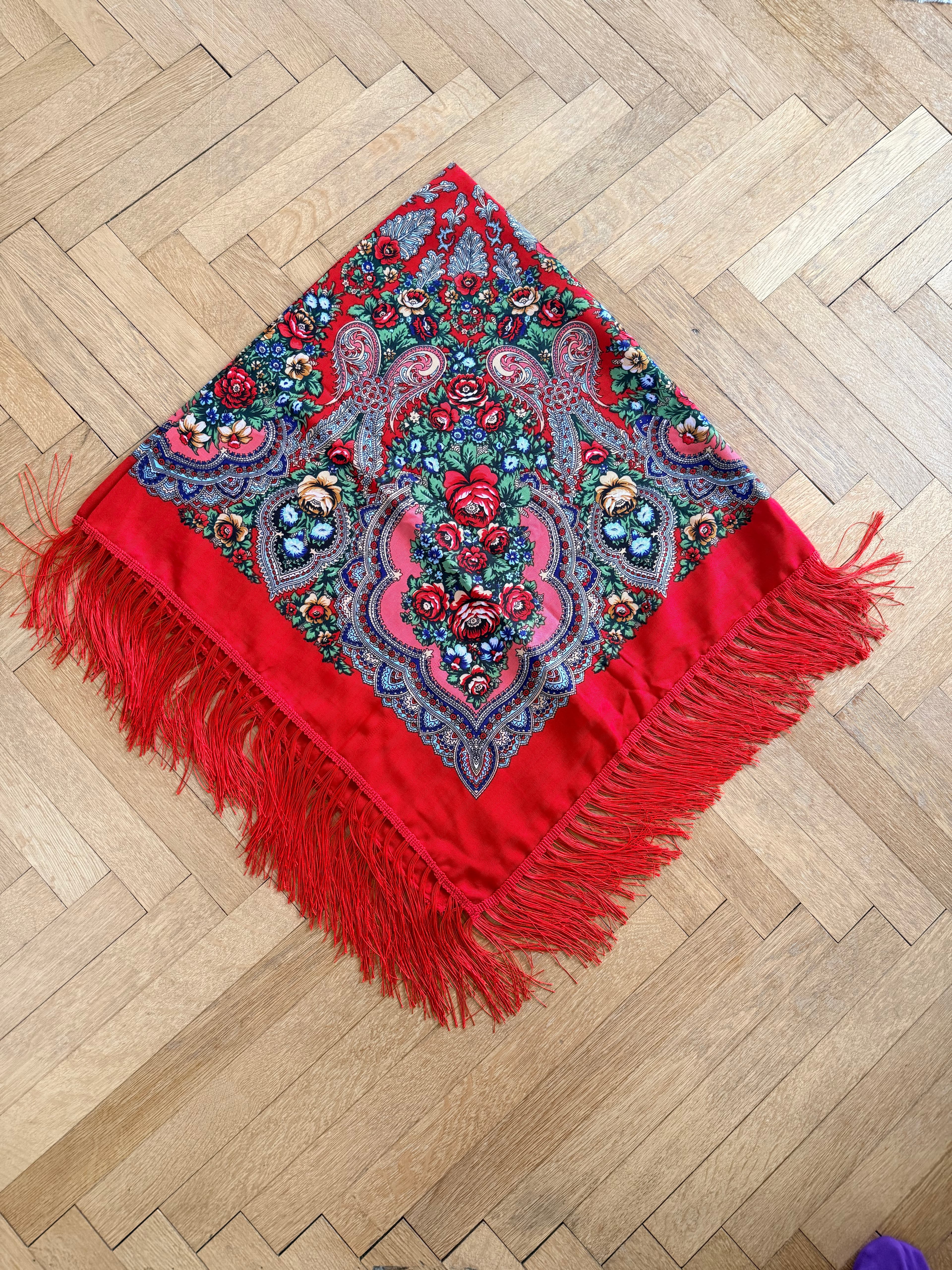 Šátek bojovnice červený