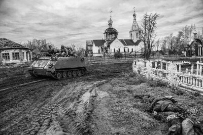 Lenka-Klicperova-Like-WWII-03-6720px-4480px-300dpi.jpeg